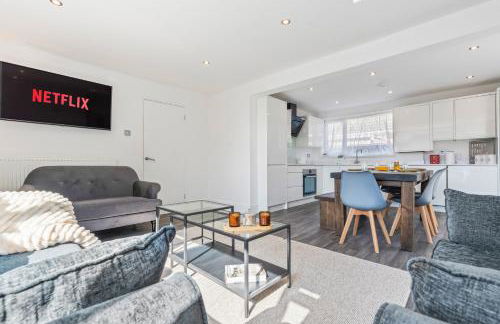 3 Bedroom Bungalow, Van & Car Parking, WIFI, Sleeps 6 - Foto 25