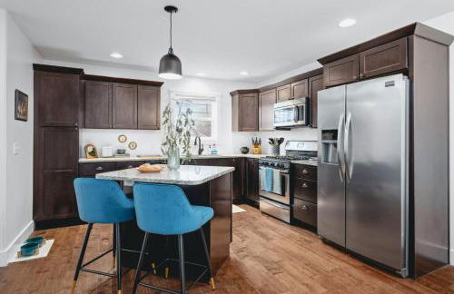 NEW Ivy House 3BR Townhome Downtown Beaches Wineries - Foto 4