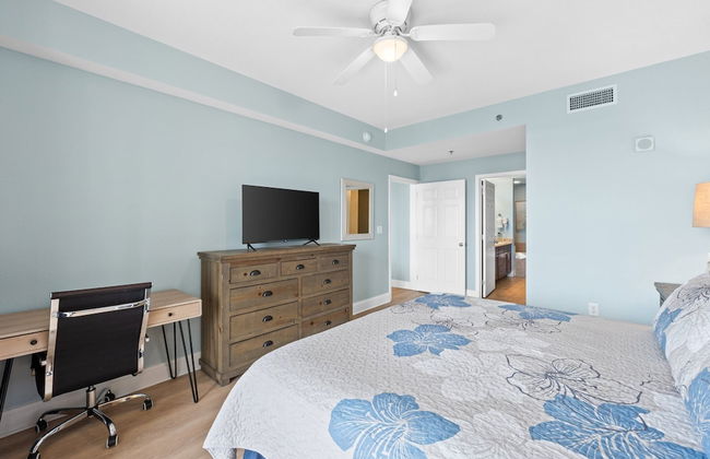 Laketown Wharf by Book That Condo - Foto 35