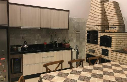 Sobrado casa de alto padrão, ar condicionado em todos os cômodos, aquecimento à gás, com piscina aquecida e área de festas - para o Show Rural 2026, fácil acesso a Rodovia 277 - Foto 6