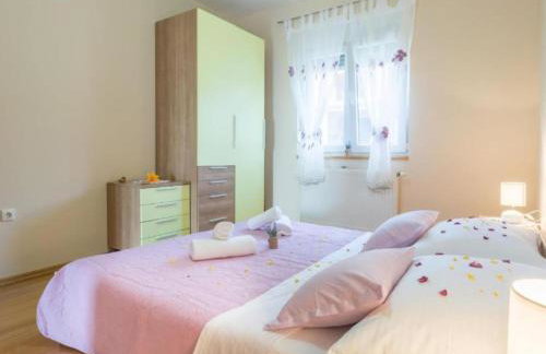 Six Bedroom Holiday House With Pool - Foto 14