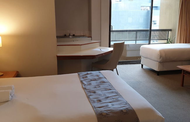 Sydney Hyde Park Paxsafe Apartments - Photo 16