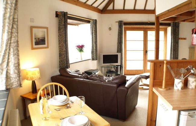 Polean Farm Cottages - Photo 33