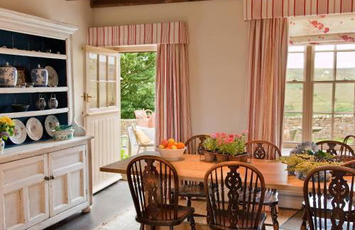 Warren Farmhouse - Photo 7