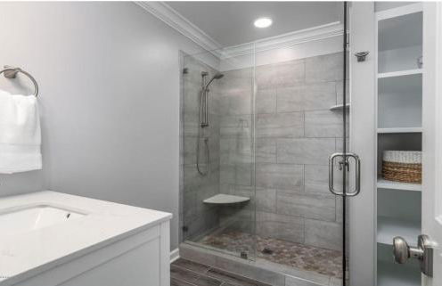 Donovan's Out of the Blue - Foto 22