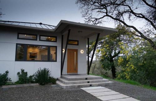 Modern Wine Country Home on 10 acres with vineyard - Foto 2