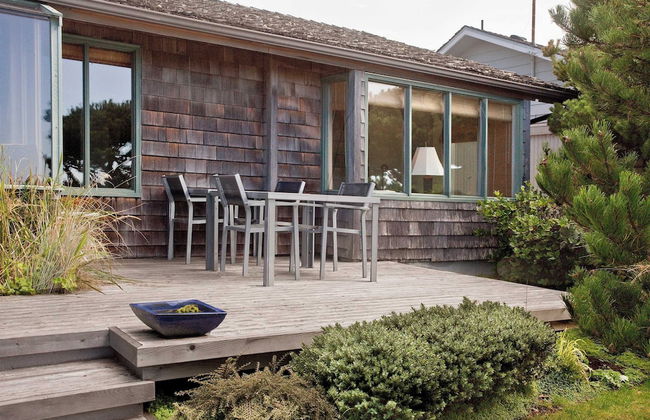 Arch Cape Escape by Avantstay Sensational Clift Top Home w/ Pacific Ocean Views - Photo 33