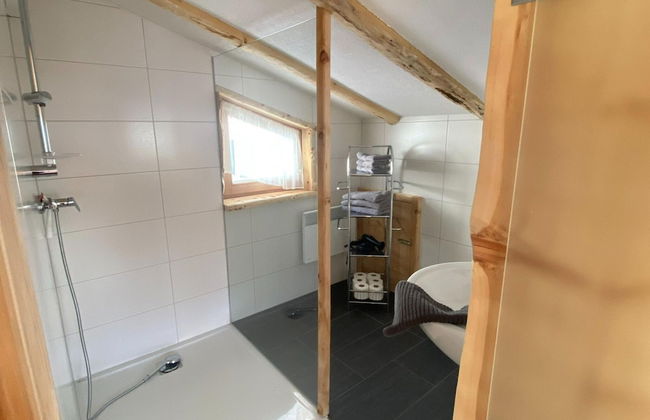 New Holiday Home on the Alm With Terrace and Balcony - Foto 29