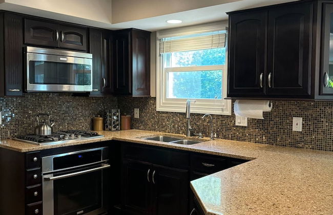 Luxury Modern Stay - 2000 Sqft - Foto 43