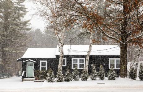 Centrally Located Cozy Modern Home in Bethel - Foto 1