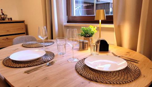 MADISON Homes Apartment 50 qm in Prien mit Balkon, Bergblick, Parkplatz, zentral gelegen - Foto 3