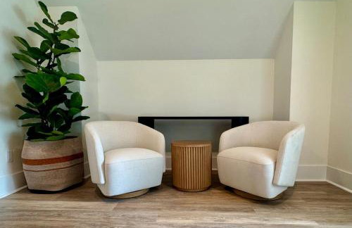 Wharf Street Coastal Escape - 3BR Old Town Luxury - Photo 11