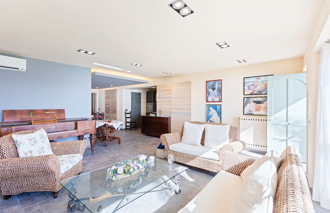 Penelope Seaview Apartment - Foto 14