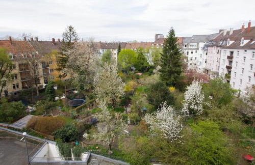 Spacious Flat 2nd Floor near station - Foto 6