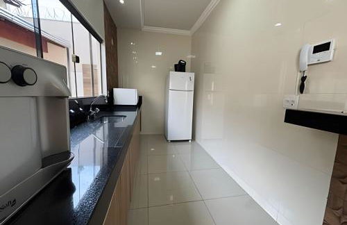 Espaçosa casa próxima ao Centro - Foto 56