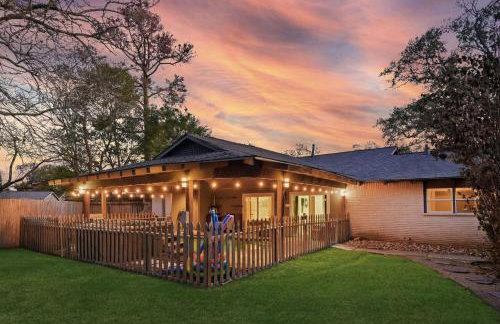 Pool Hot-Tub - 4 BR Luxury Home in Friendswood - Foto 40