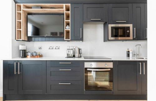 Modern aptmt, 2 Stops to Central London, Smart lock, Netflix - Foto 25