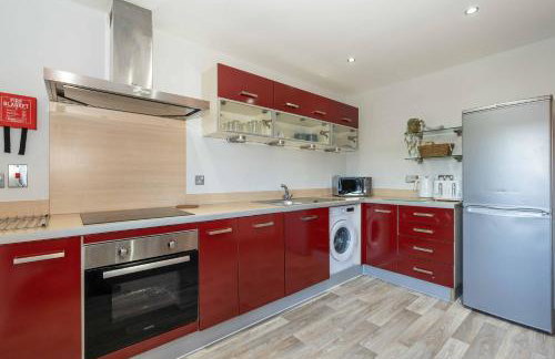 Cotels Centro Budget Busting Apartments! CENTRAL LOCATION, PARKING, FIBRE WIFI, SMART TV, FULLY EQUIPPED KITCHEN - Foto 9