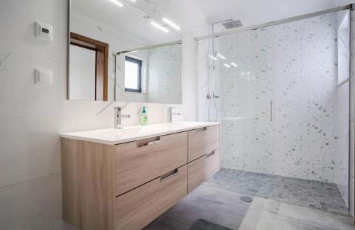 Luxurious 4Bedroom Villa Retreat by Lisbeyond - Foto 30