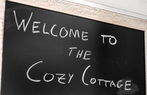 Cozy Cottage, Brand New, fully Private, walk to Everything - Foto 34