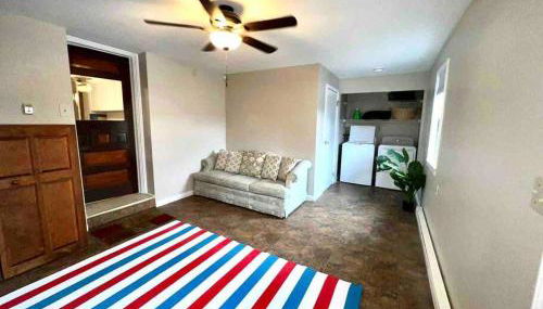 Vintage cute house 5 min from the beautiful Falls! - Foto 4