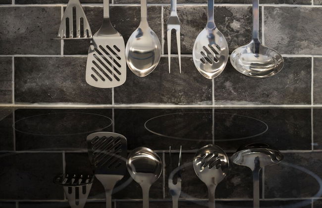 Top of the Bank Apartment - Photo 11