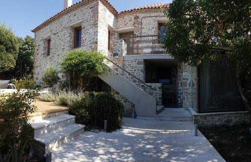 FEEL LIKE HOME IN LESVOS - Foto 14