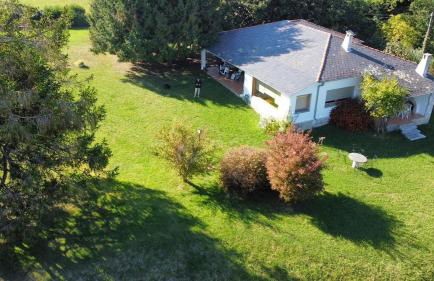 Casa con Jardín Enorme y Vistas Espectaculares Cerca de Pechon - Foto 19