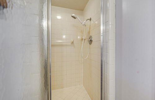 Rustic Lake Buchanan Hideaway with Game Room and Grill - Foto 23