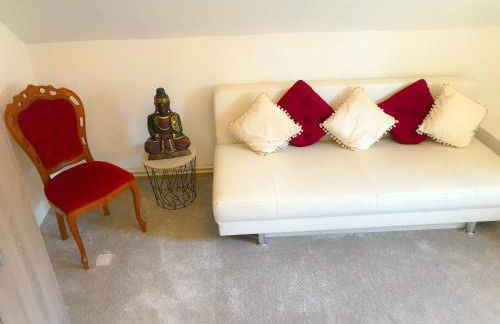 "Casa20200" 2 x Apartments je 150qm für Business, Familien, Gruppen, Handwerker 15min von BERLIN, Erdbeerhof, Outlet B5, 5min vom See Falkensee !! 2 Apartment each 150qm for BUSINESS , FAMILIES 15min from BERLIN!! - Foto 52