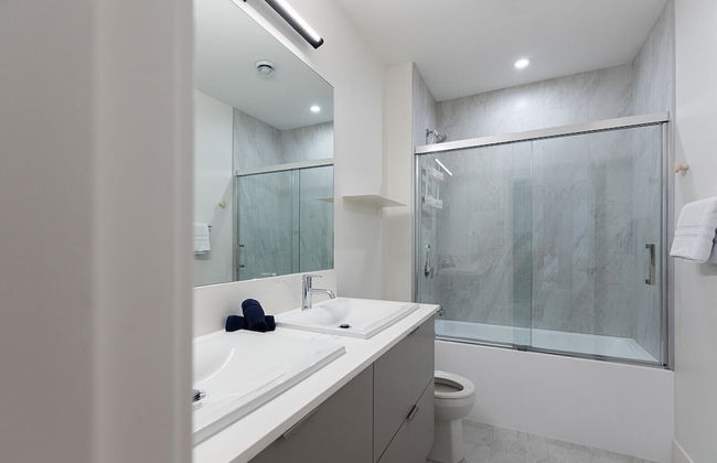 Tally Ho By Revelstoke Vacations - Photo 22