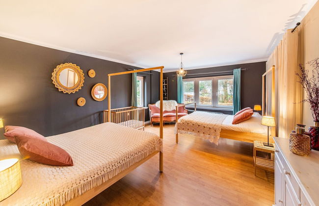 Beautiful Group House With Large Garden - Photo 7