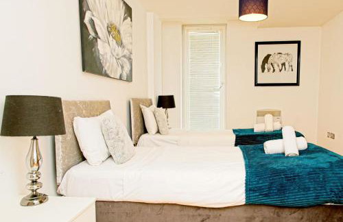 Birmingham City Centre Beautiful Apartment Walking Distance to Bullring Shopping Centre Private Parking - Photo 31