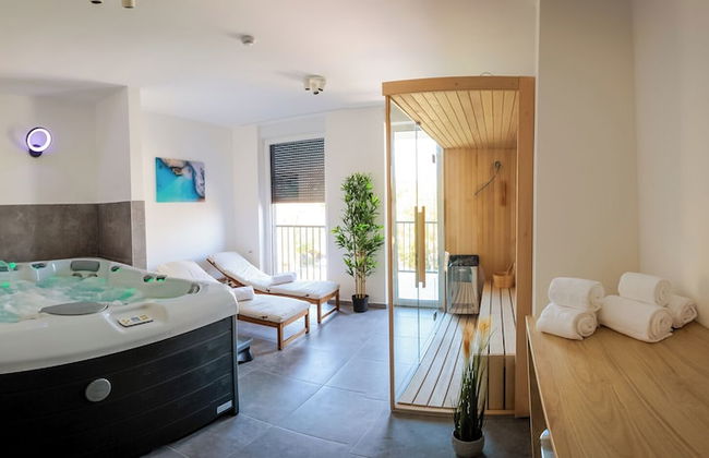 TESLA Residence Subotica - Photo 47