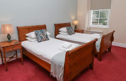 Cheviot Manor - Photo 40