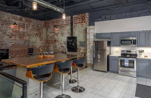 Unique and Charming Downtown Apt - Foto 6