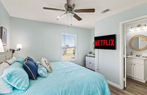 Gorgeous 4BD with Hot Tub, Golf Cart, Deck, Gourmet Kitchen - Foto 27