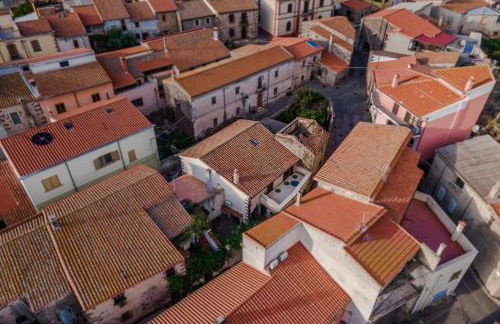 Home Slow between Sea and Olive Trees, Terrace and Tranquility in the Village of Seneghe - Foto 16