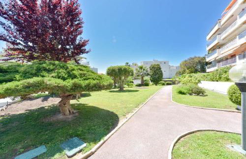 Luxury 1-Br apartment sea view parking - Foto 27