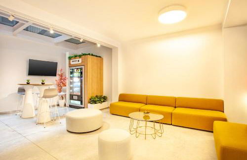 MyFlats Luxury Downtown - Photo 52