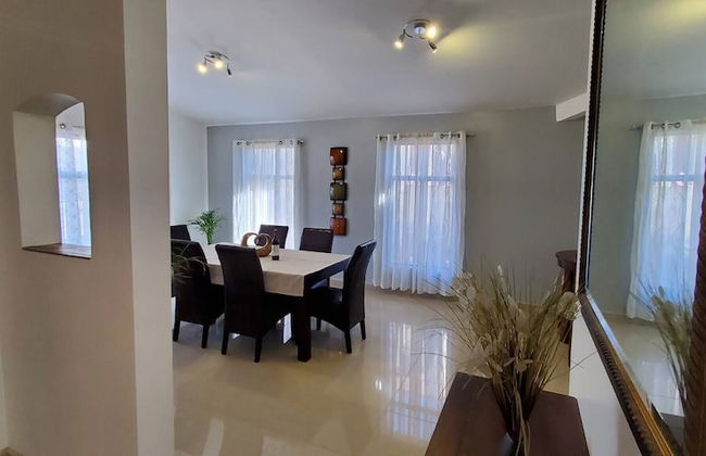 Casa Playitas - Vista Al Mar With Ozon, Locacion Centrica - Photo 24