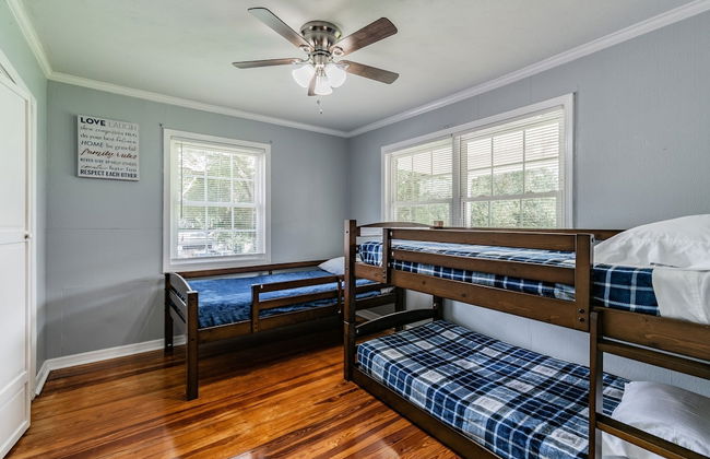 A Large Tropical 7 Bedroom Estate by RedAwning - Foto 3