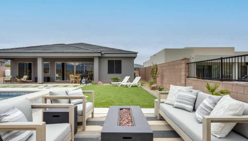 Mesquite Vacation Home with Spacious Pool - Photo 5