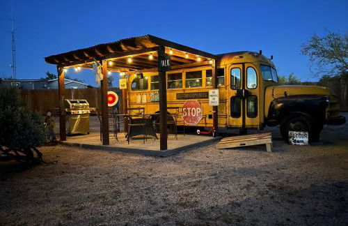 Bus Stop Saloon - Cave Creek with Spa - Photo 4