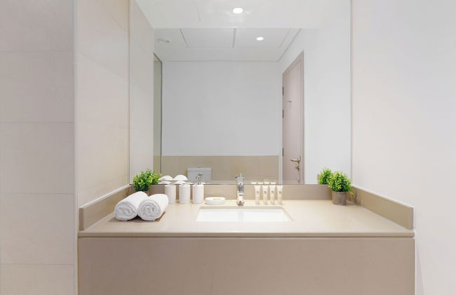 Maison Privee - Exquisite Living with Scenic Canal Vws on Yas Island - Foto 13