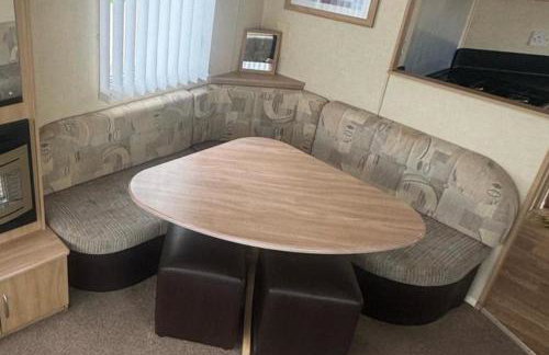 3 Bed Caravan - Sleeps 8 - Pets - Parking - Foto 14