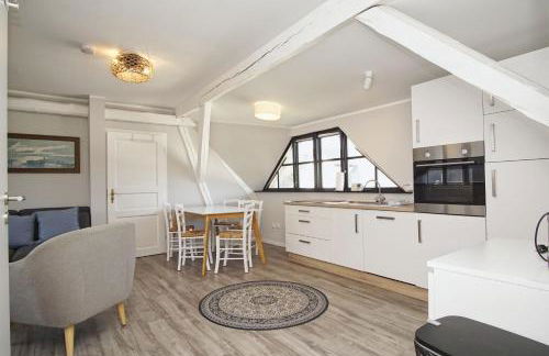 nah am Meer, ruhige Lage, gratis Nutzung vom AHOI Erlebnisbad und Sauna in Sellin - Haus Büdnerstube FeWo 4 - Foto 8