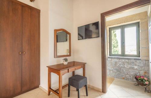 Luxury Villa Nefeli in Stoupa, Private Pool & BBQ - Foto 22