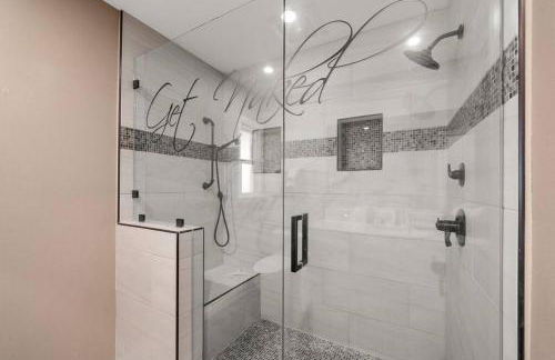 Newly Remodeled Home in the Heart of Orange County - Foto 22