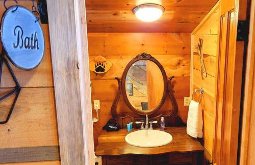 Sequoia Splendor, inside Kings Canyon NP by Visitors Center - Foto 38